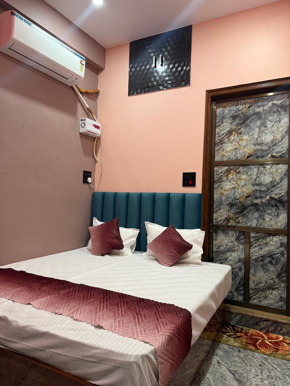 OXY Om Sai Ram Guesthouse