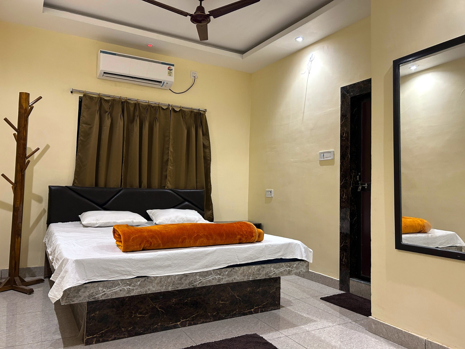 Oxy Hotel Shri Jagannath INN